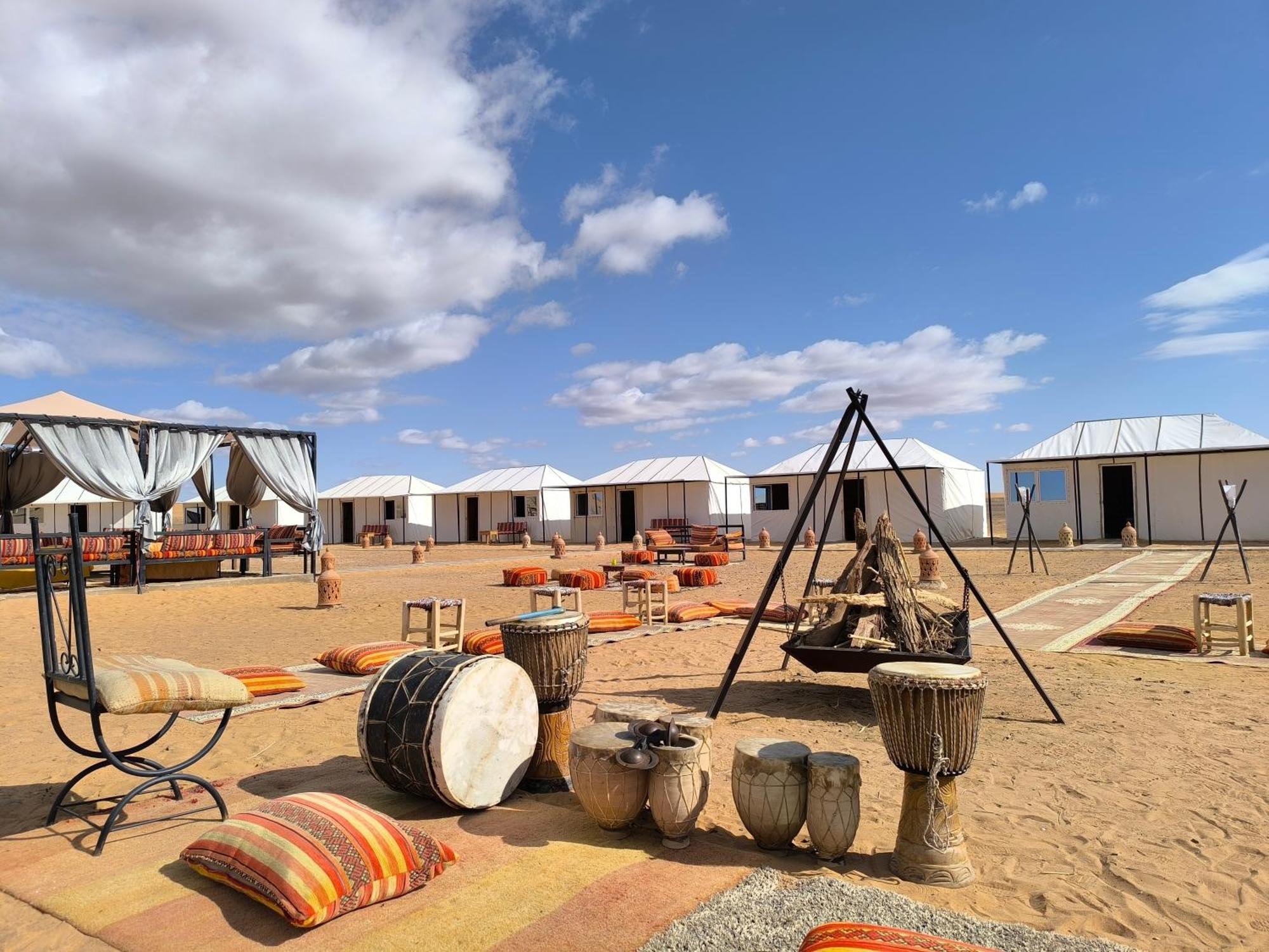 Luxury Bega Camp Hotel Merzuga Kültér fotó